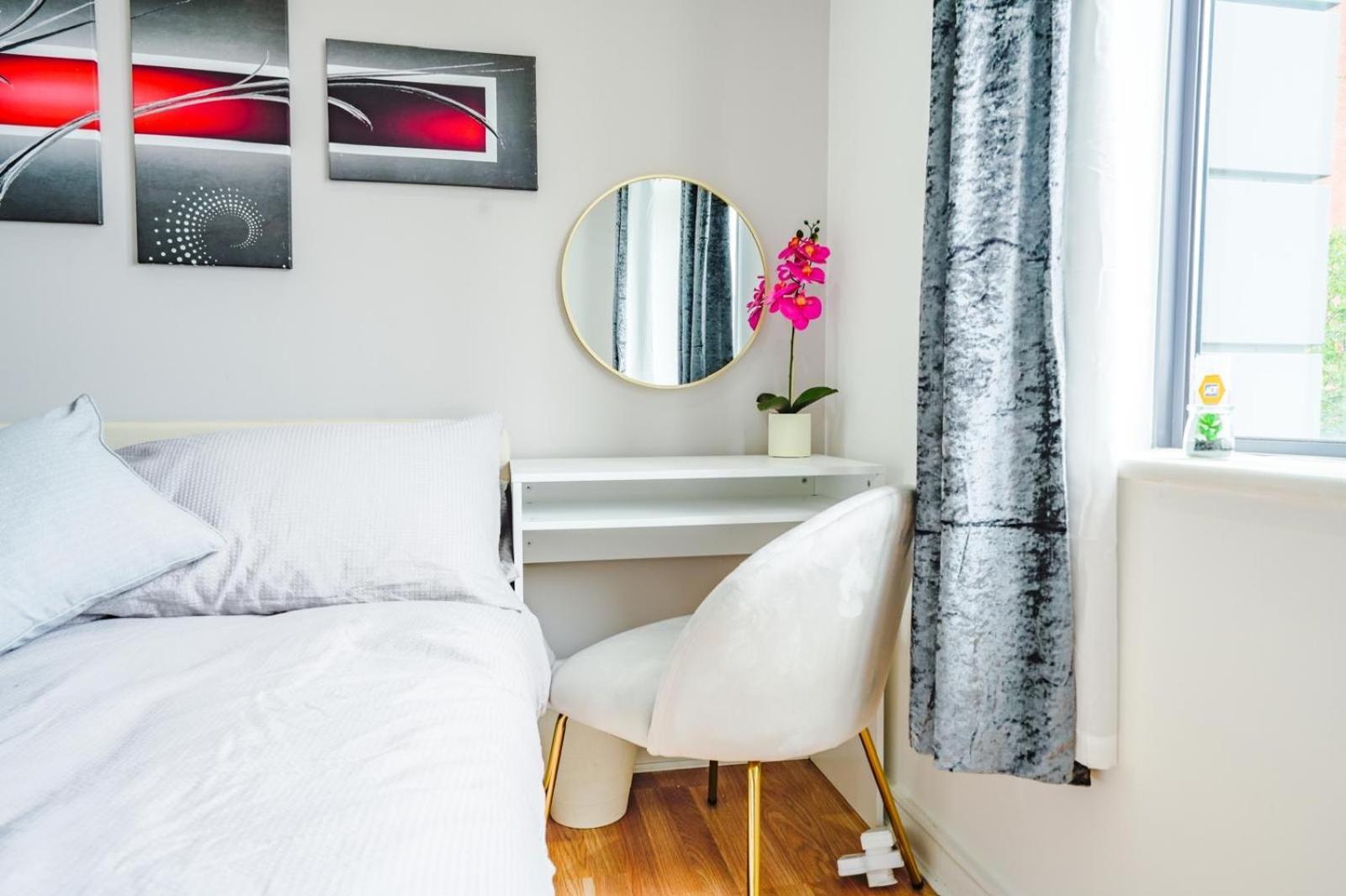 London Euston Luxury Apt Exterior foto